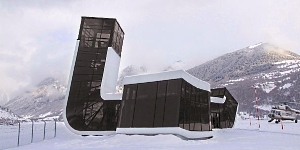 J. Meyer H. Mesia Aiport