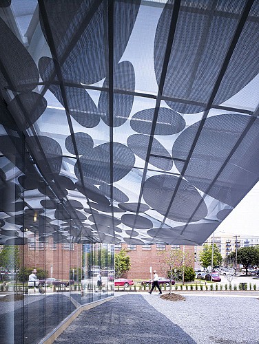 Los tradicionales porches sureños se reinterpretan de forma contemporánea. Los tradicionales porches sureños se reinterpretan de forma contemporánea.